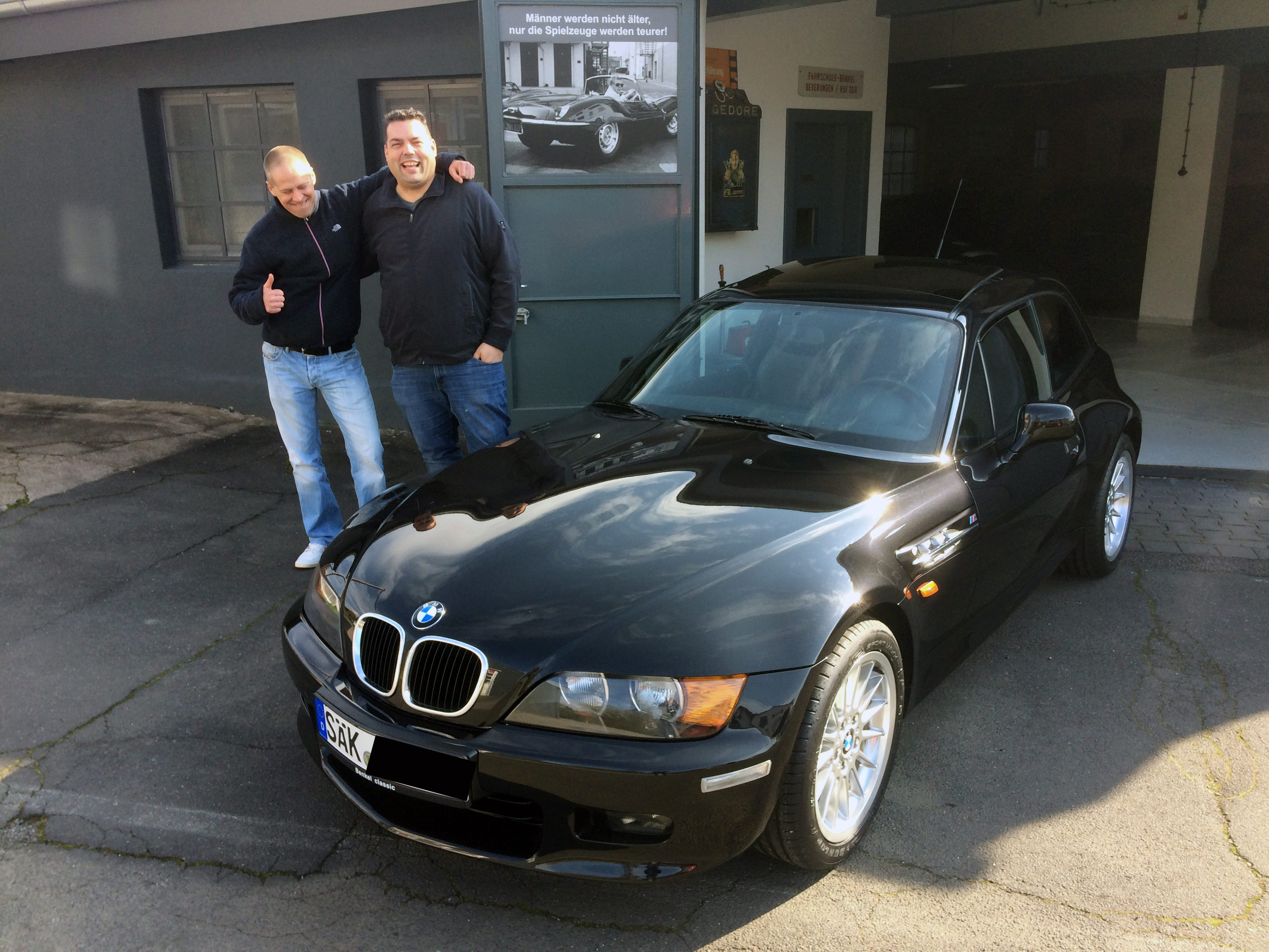 BMW Z3 2.8 Coupe Cosmos Schwarz