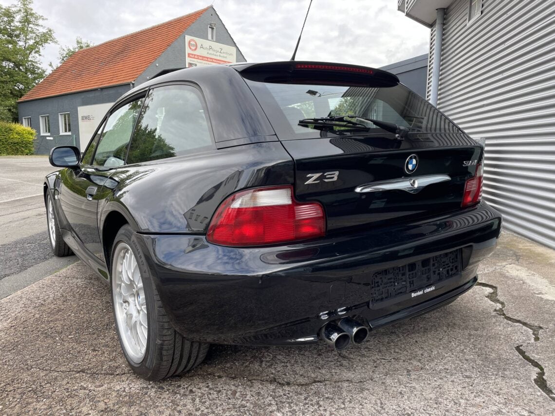 BMW Z3 3.0 Coupé Saphirschwarz schwarzes Leder mattchrome Automatik Benkel classic Beverungen