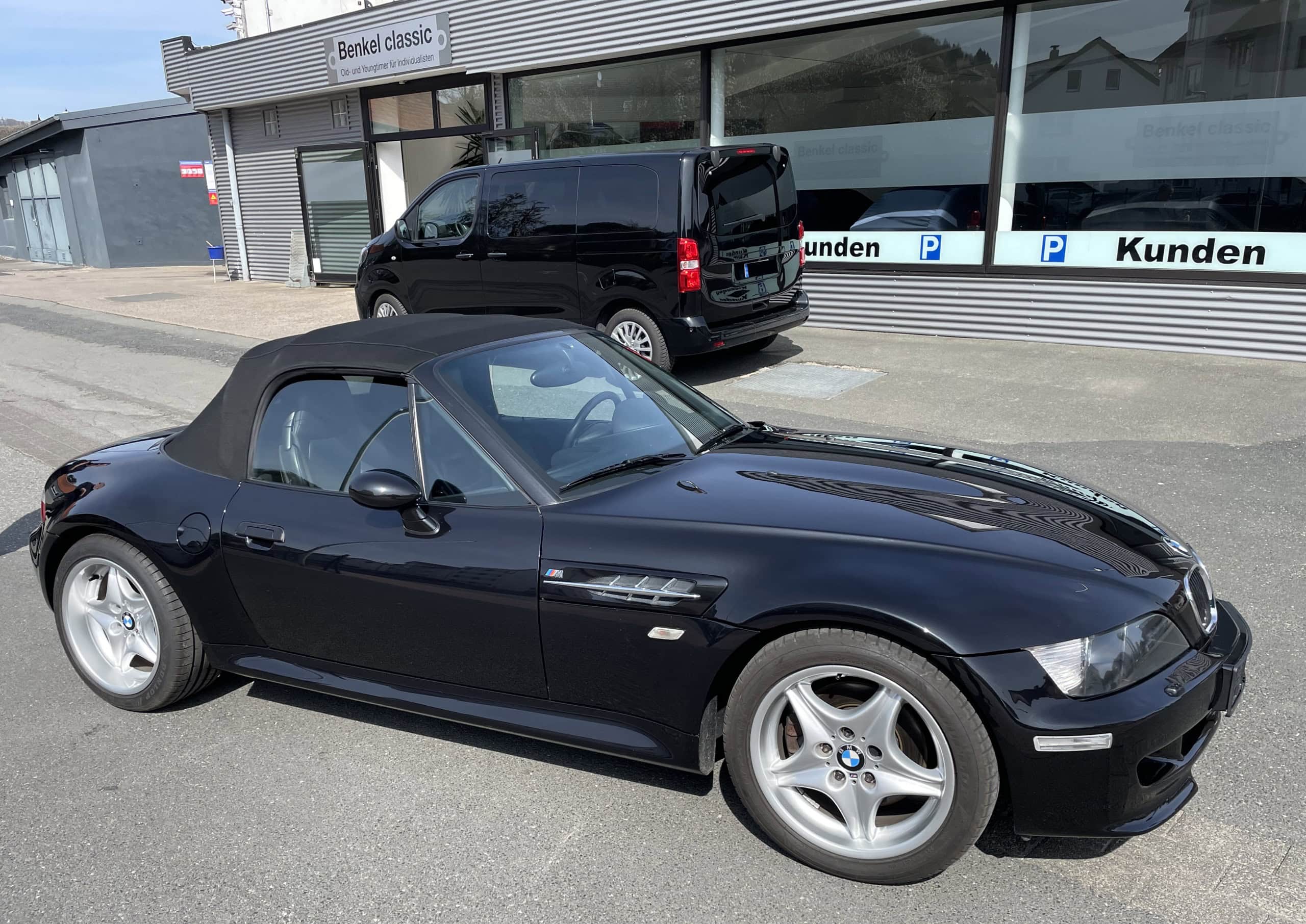 BMW Z3 Roadster Schwarz per Einzeltransport nach Barcarena/Portugal