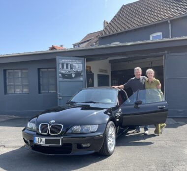 BMW Z3 3.0 Roadster schwarz mit rotem Leder Benkel Classic Beverungen