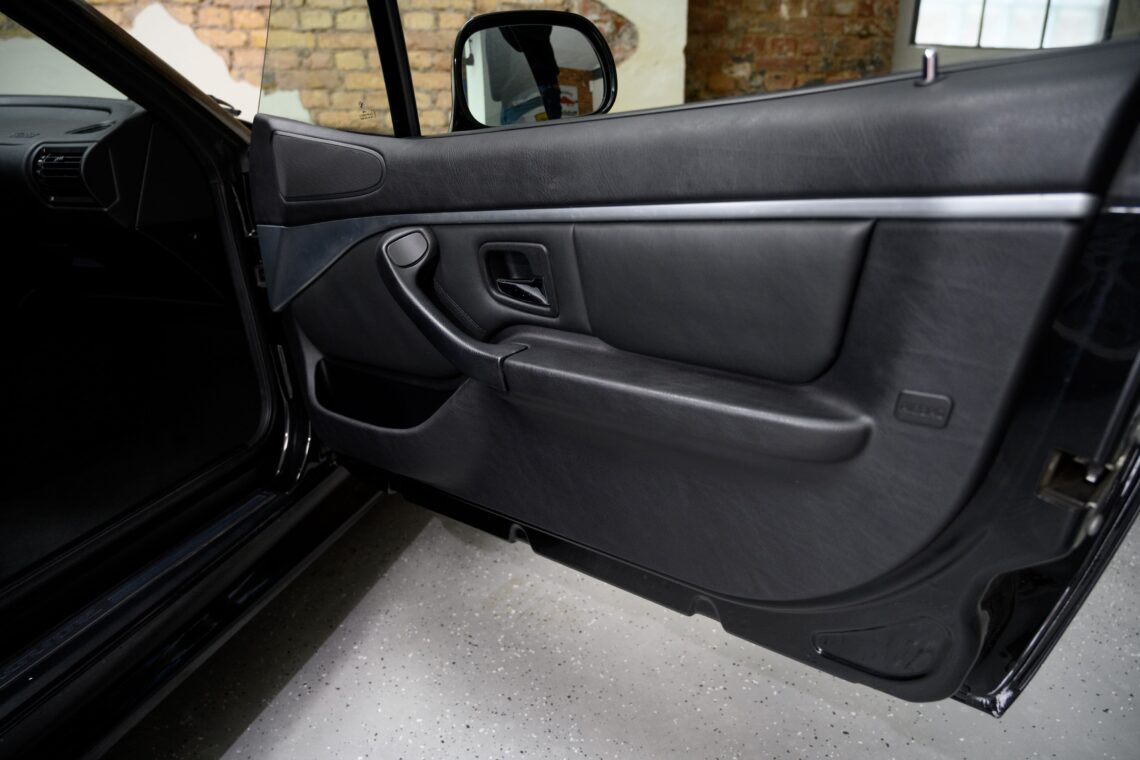 02057 Z3 Coupe schwarz 16 Benkel Classic BMW Z3 Coupé 3.0i 2. Hand Low-Mileage ClassicData2+