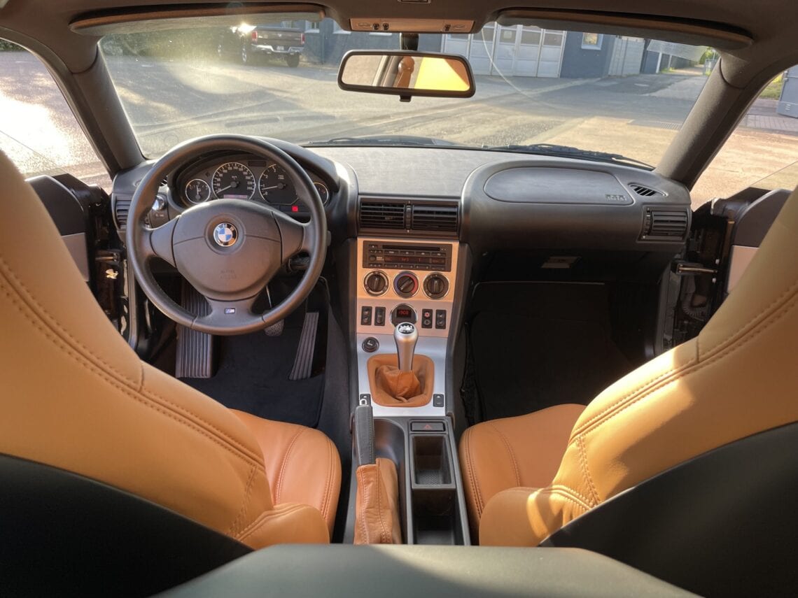 Neuzugang BMW Z3.3.0 Coupe schwarz walnuss BenkelClassic Beverungen Frisch eingetroffen BMW Z3.3.0 Coupe in erstklassigem Erhaltungszustand mit kompletter Historie Benkel Classic Beverungen